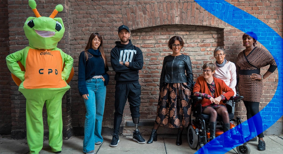 Gruppo di persone per raccontare la partecipazione sociale e l’esperienza della Consulta per le Persone in Difficoltà