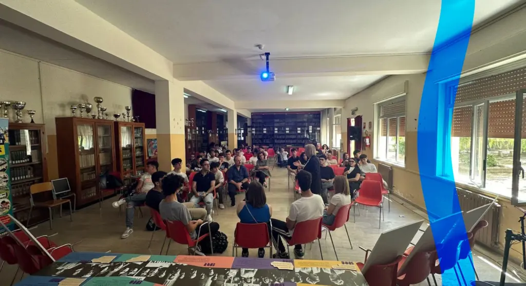 Training event organized by community foundations with young people and local professionals to develop European projects